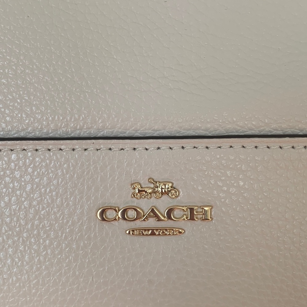 COACH AUTHENTIC Large Paxton Duffle - Picture 5 of 8
